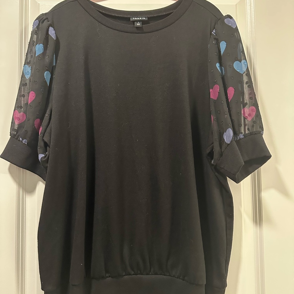 Torrid Black Boxy Short Sleeve Sweatshirt